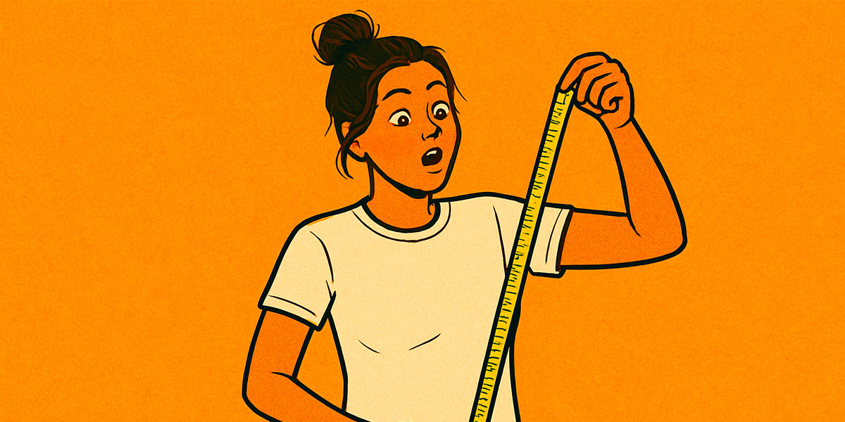 How Long Should a Woman’s T-Shirt Be Image